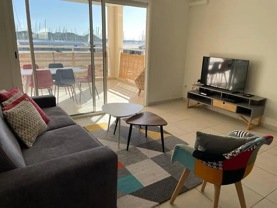 Bel Appartement Vue Mer, Marina Le Marin 0*,  マルティニーク